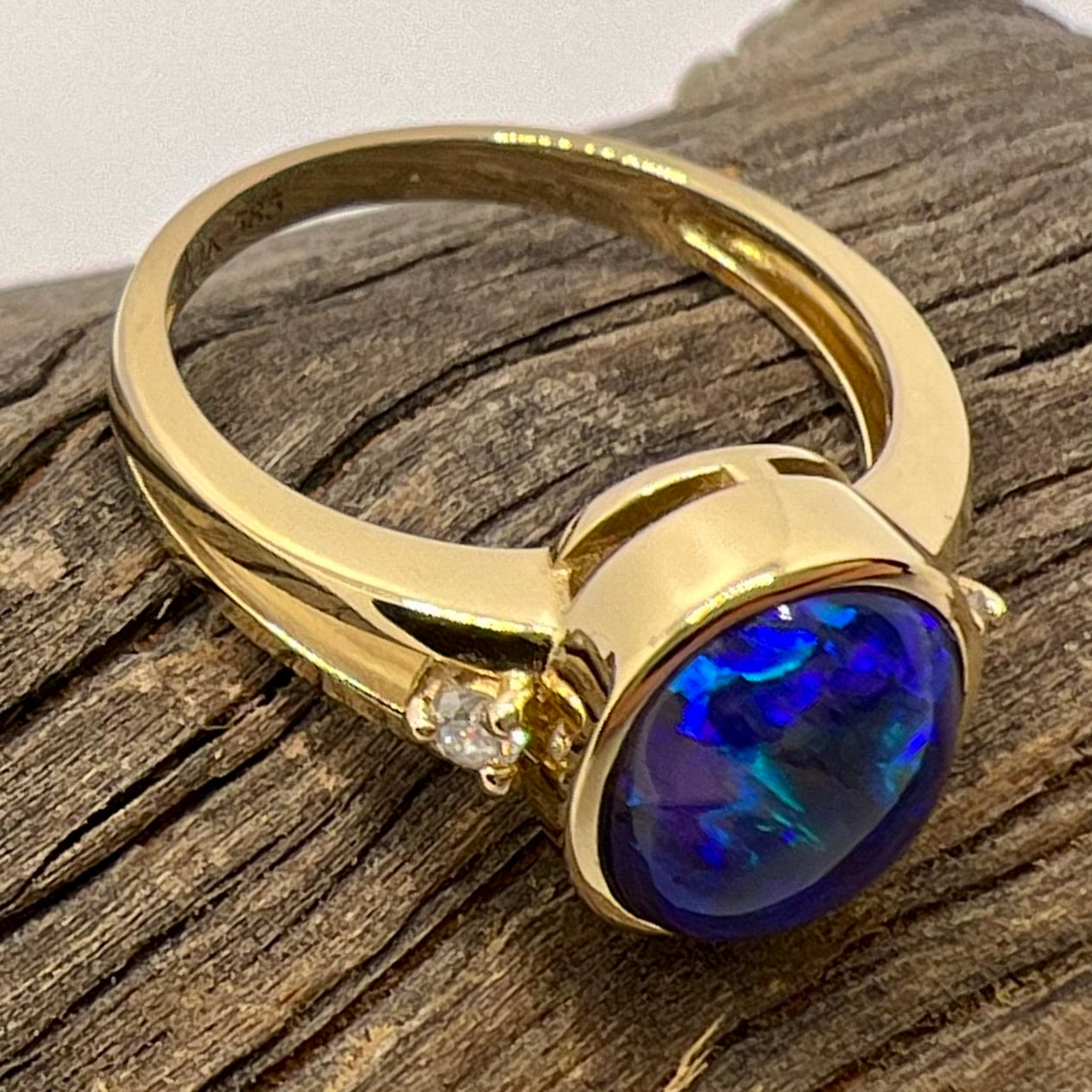 Madame Mystique 14k Gold Ring