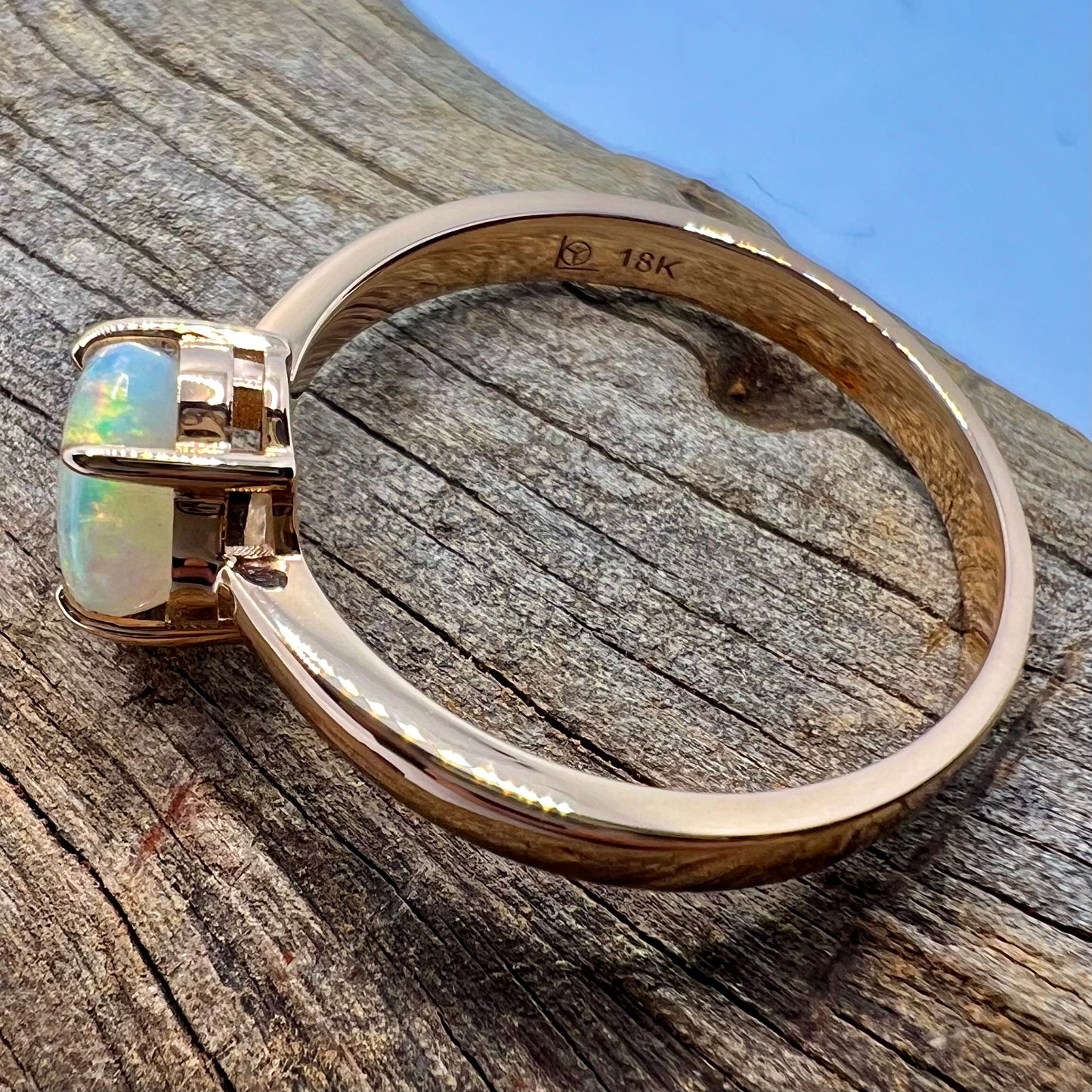 Cloud Shimmer Dreams 18K Gold Ring