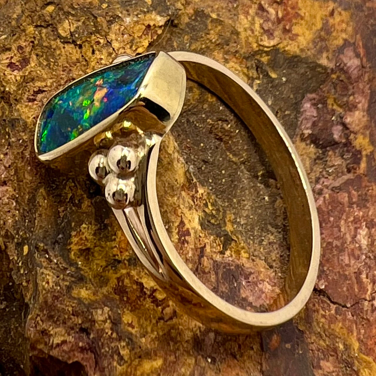 Flora Oasis 9K Gold Ring