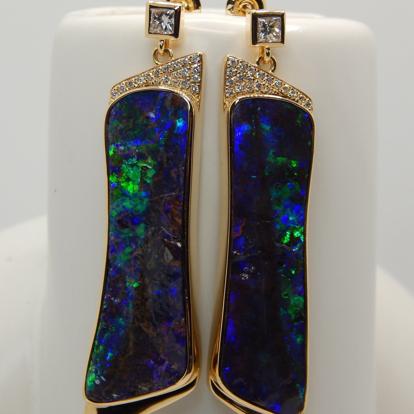 Esmeralda 18K Gold Drop Earrings